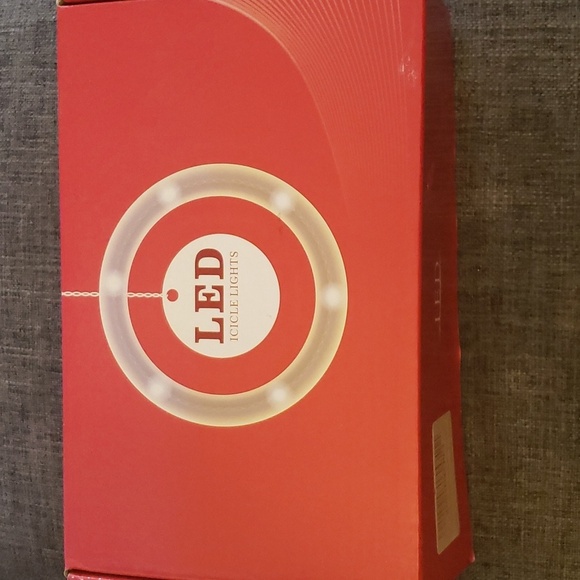 Madala USB Christmas Icicle Lights Featuring Santa and Friends with Remote - Picture 9 of 9